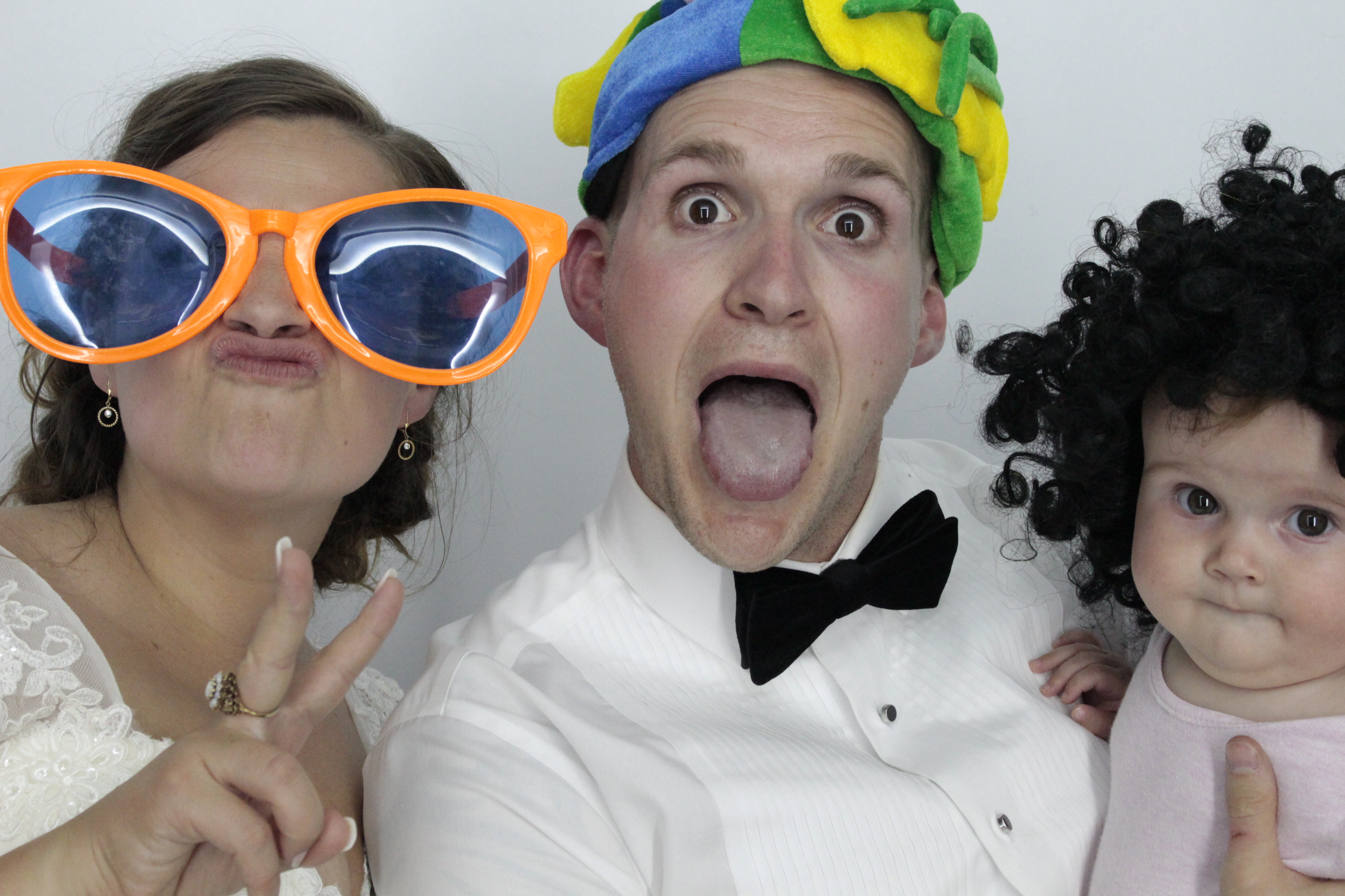 Jon and Sarah’s Wedding | View more photos from the event at gallery.myphotoboothexperience.co.uk/u/MyPhotoBoothExperienceLtd/Jon-and-Sarah’s-Wedding